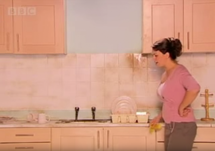 There are easier ways to clean your kitchen There are easier ways to clean your kitchen